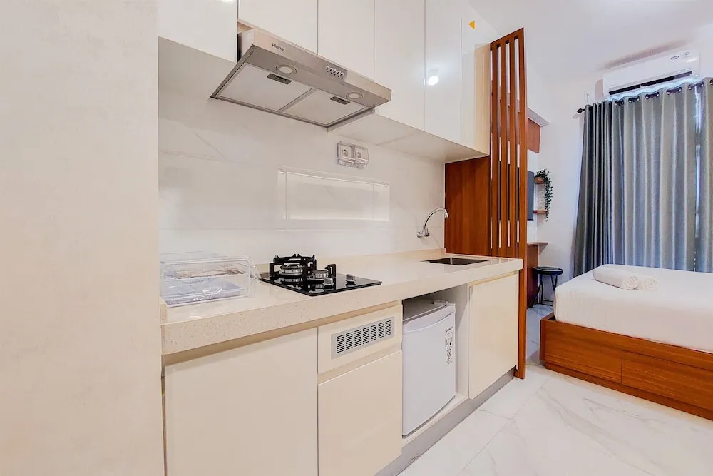 Fully Furnished And Simply Studio At Sky House Bsd Apartment