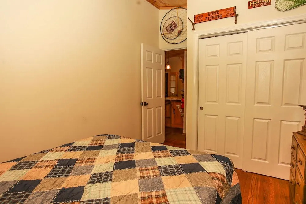 Knight Cabin
