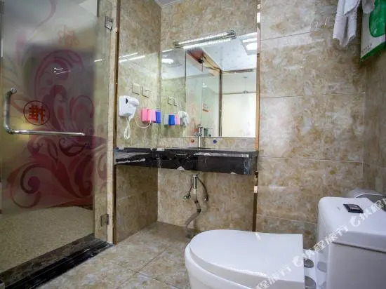 Yuxi Better Than Home Hotel