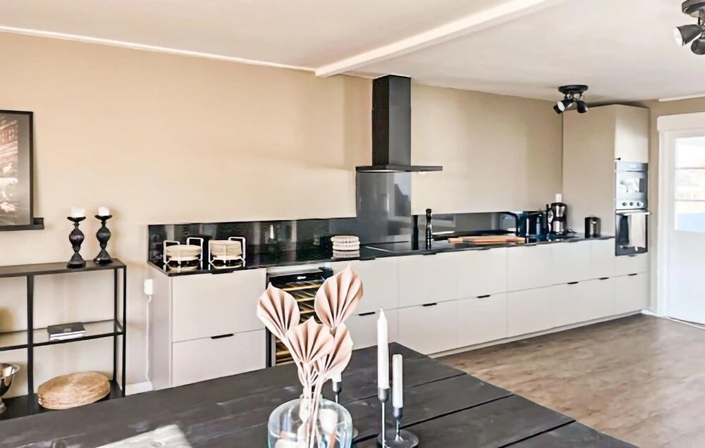Nice Home in Köpingsvik With 4 Bedrooms