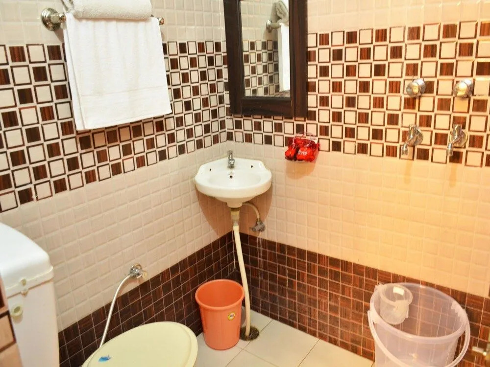 OYO 5809 Empire Inn