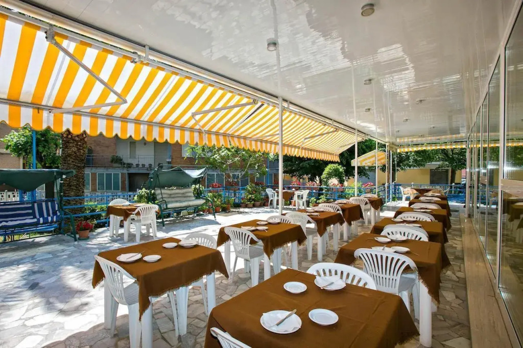 Hotel Antares