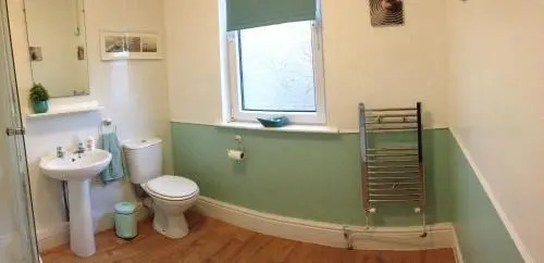 Little Oyster Guest House