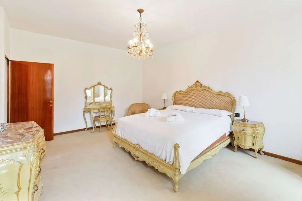 Venice Castello Elegant Apartment