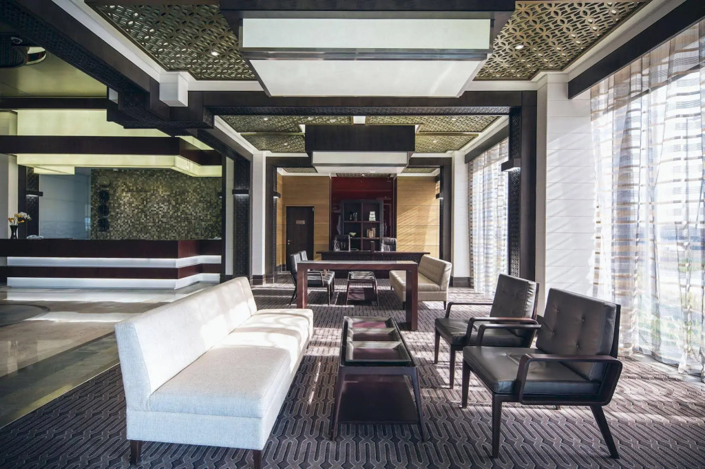 Ayla Bawadi Hotel & Mall