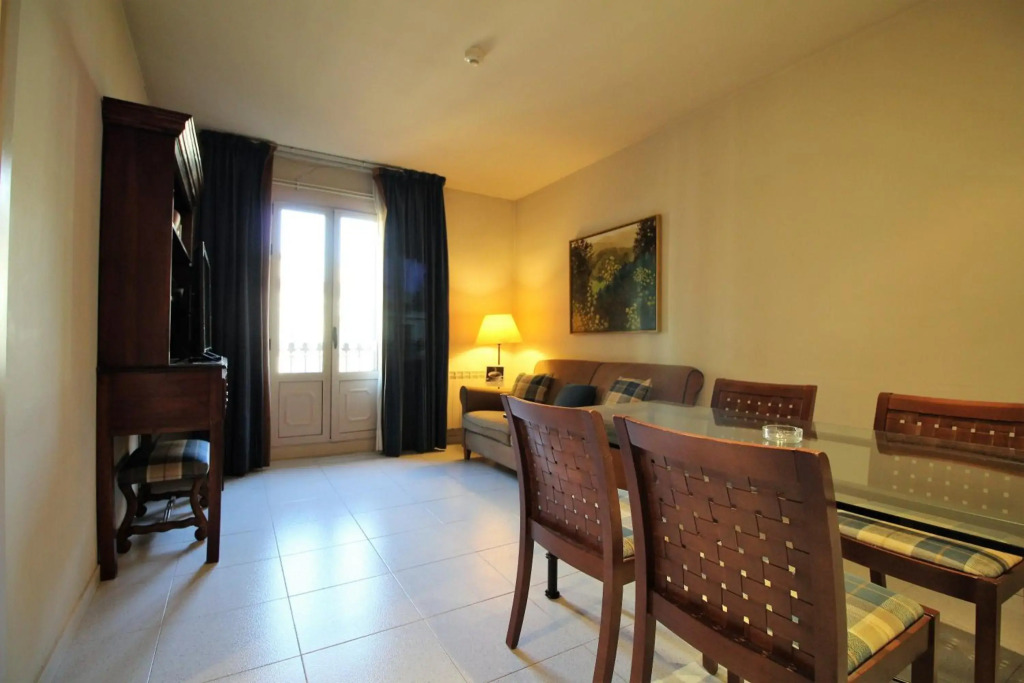 Apartaments Sant Jordi Girona 97