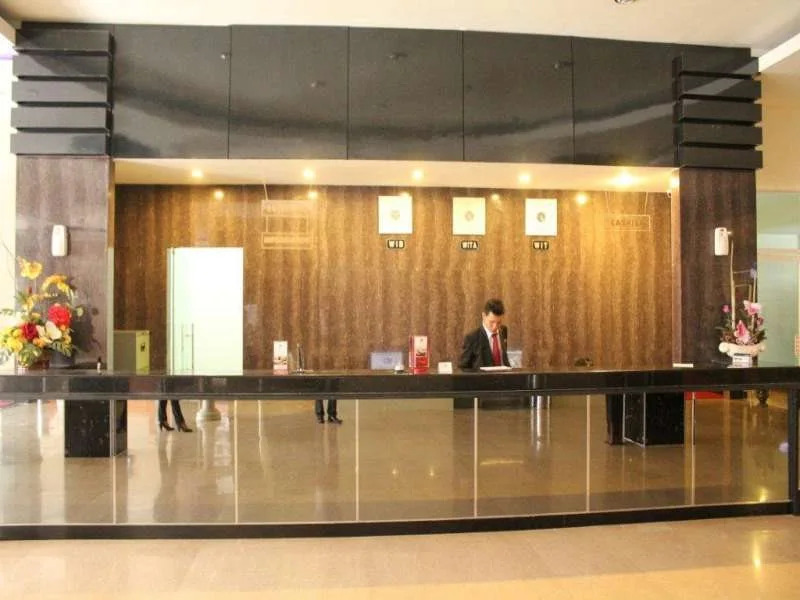 OYO 1081 Allson City Hotel Makassar