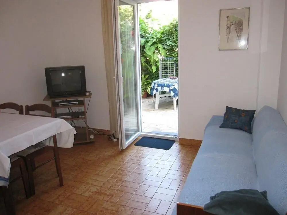 Bor - Cosy & Afordable - A1