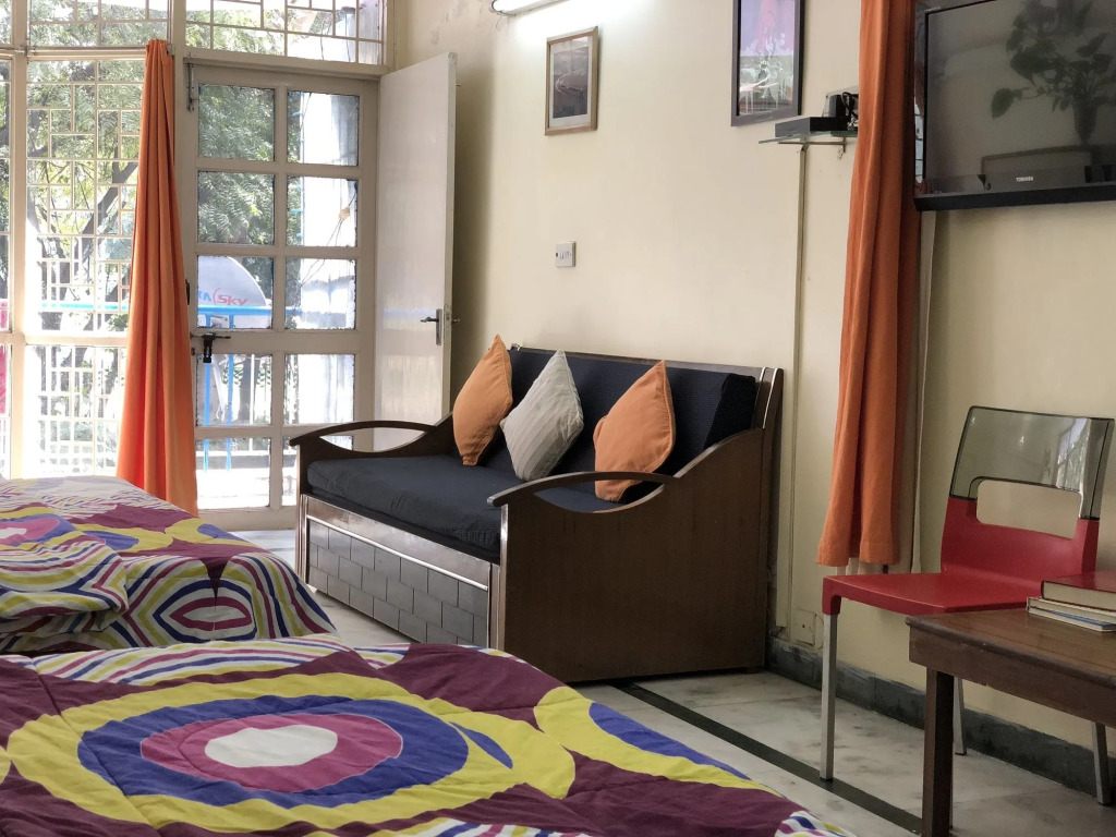Sailors Home - C6, Vasant Kunj