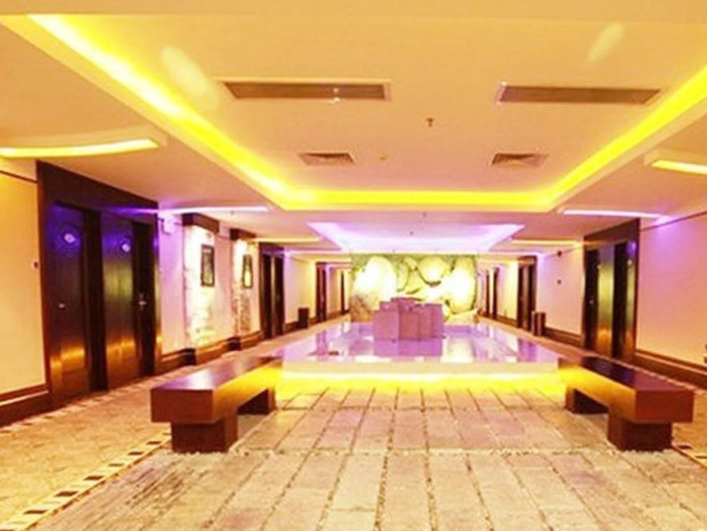 Jinju Boutique Apartment (Zhuhai Gongbei Port Lianhua Road)