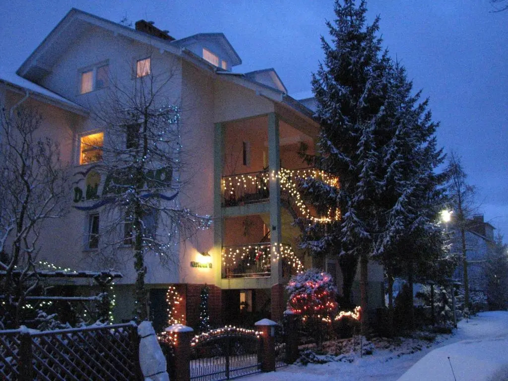 Dom Wypoczynkowy ANNA - pobyty również B&B
