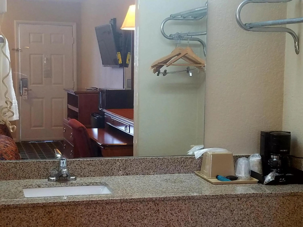 Americas Best Value Inn Winnsboro, SC