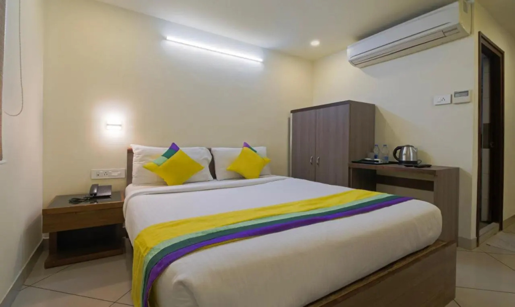 Itsy Hotels N Square