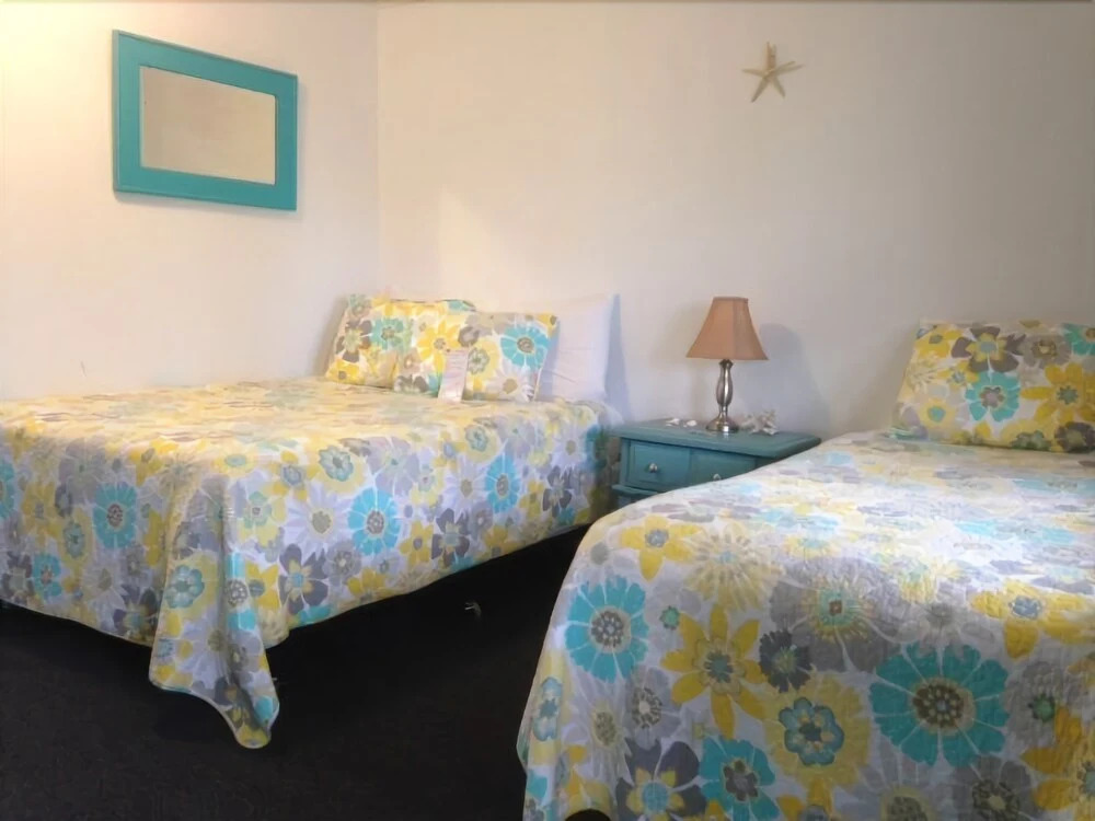 Seascape Inn
