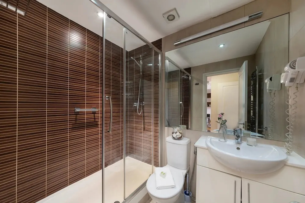 Lux London South Kensington
