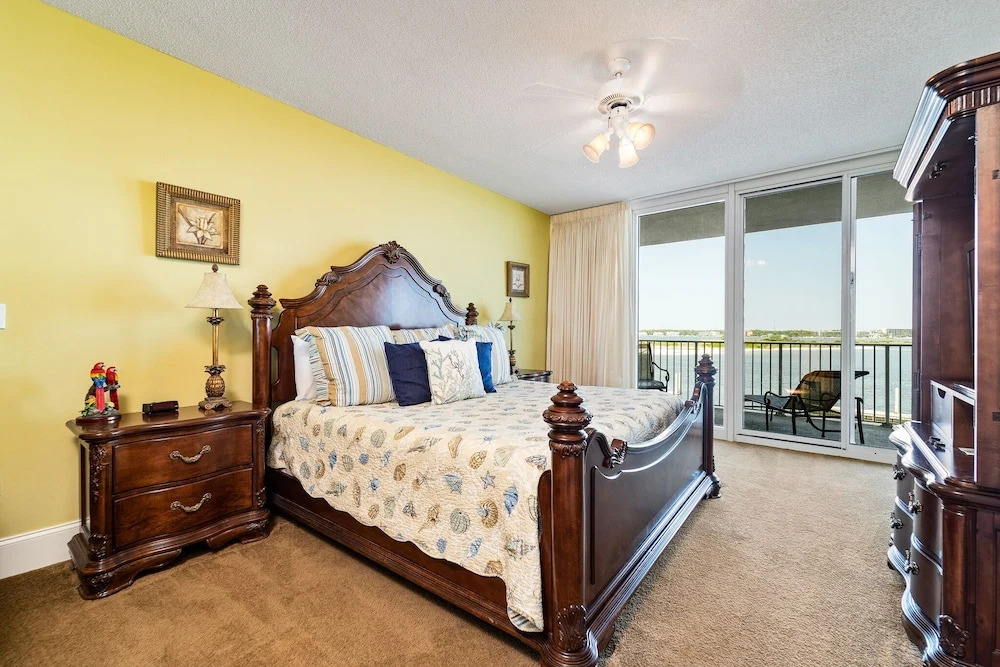 Three Bedroom With Gorgeous Views Crb0305
