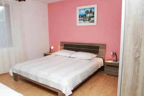 Apartment Dragan