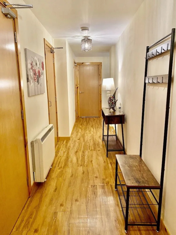 La Scala Inverness City Apartment