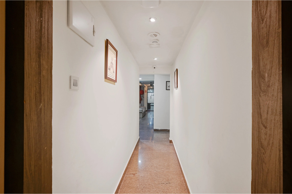 FabHotel Prime Middleton - Nr Niladri Vihar Square