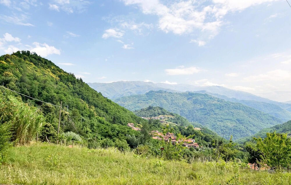 Nice Home In Longoio With House A Mountain View