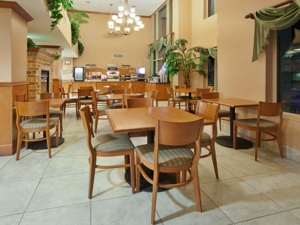 Holiday Inn Express Hotel & Suites Carson City by IHG