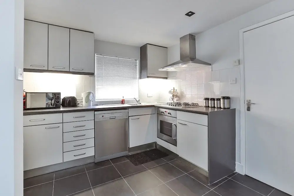 Sparkling 2 Bed Mews House