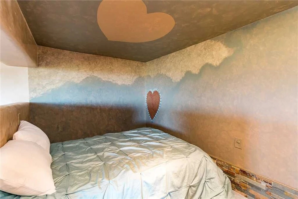 Summit Sanctuary, 3 Bedrooms, Sleeps 8, Mountain Views