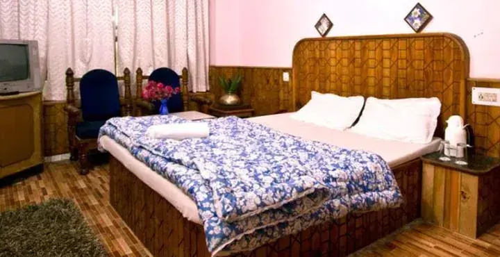 Hotel New River West Manali