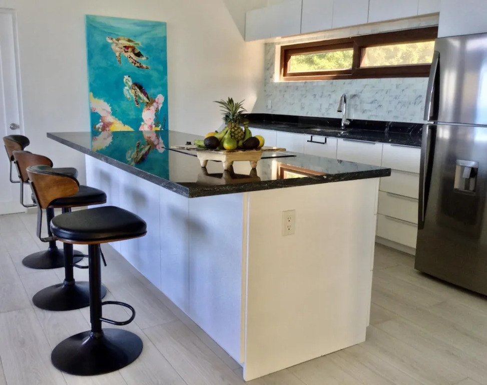 Stunning Turquoise Views From This 2 Bedroom, 2 Bath Home