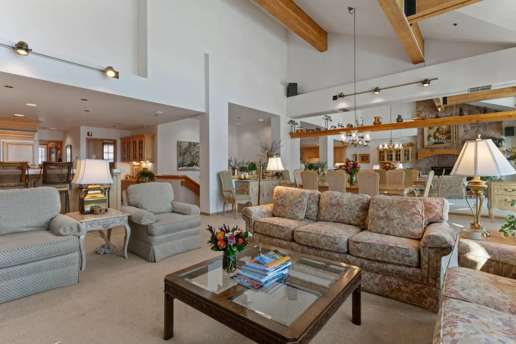 Stag Lodge