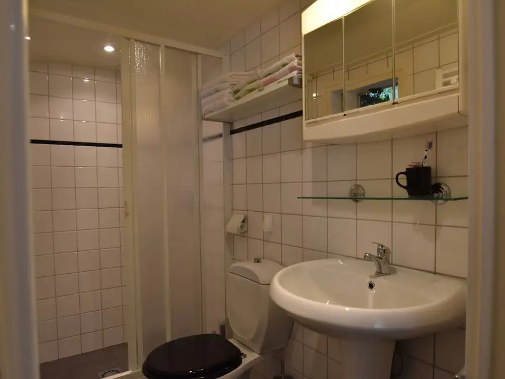 Spacious Villa near Sea in Bergen