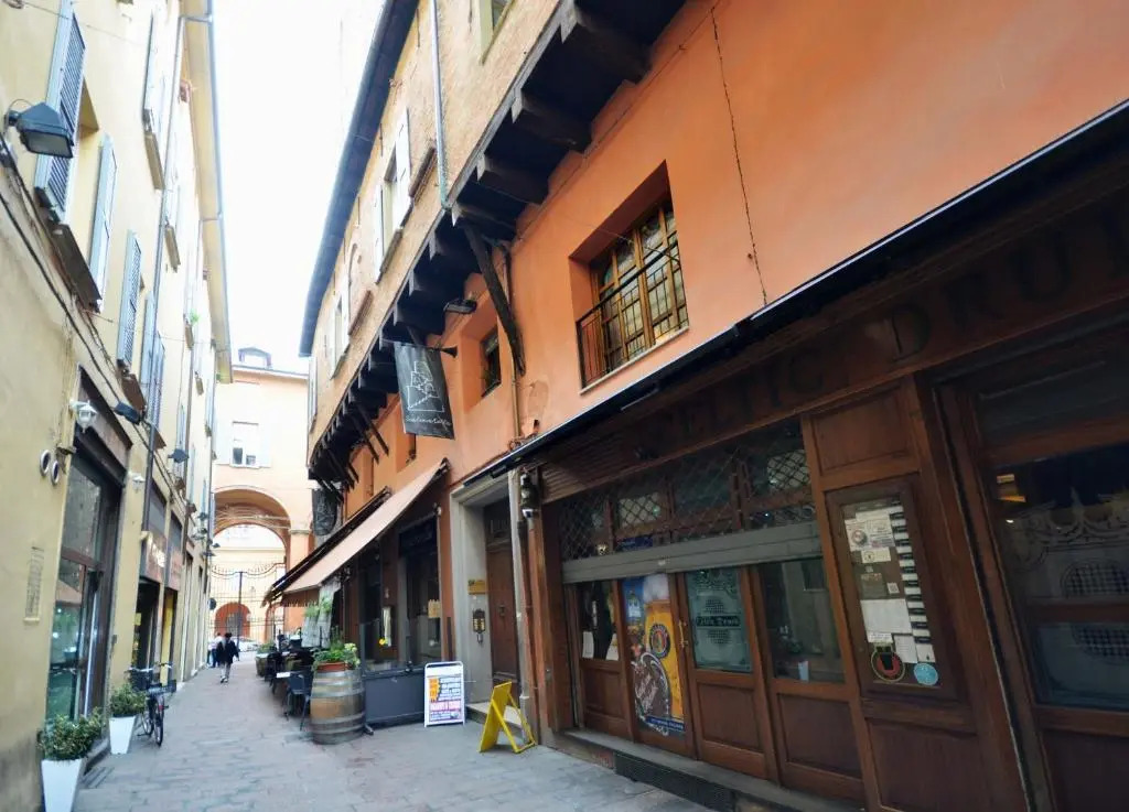 4-Tourist House Bologna-Studio