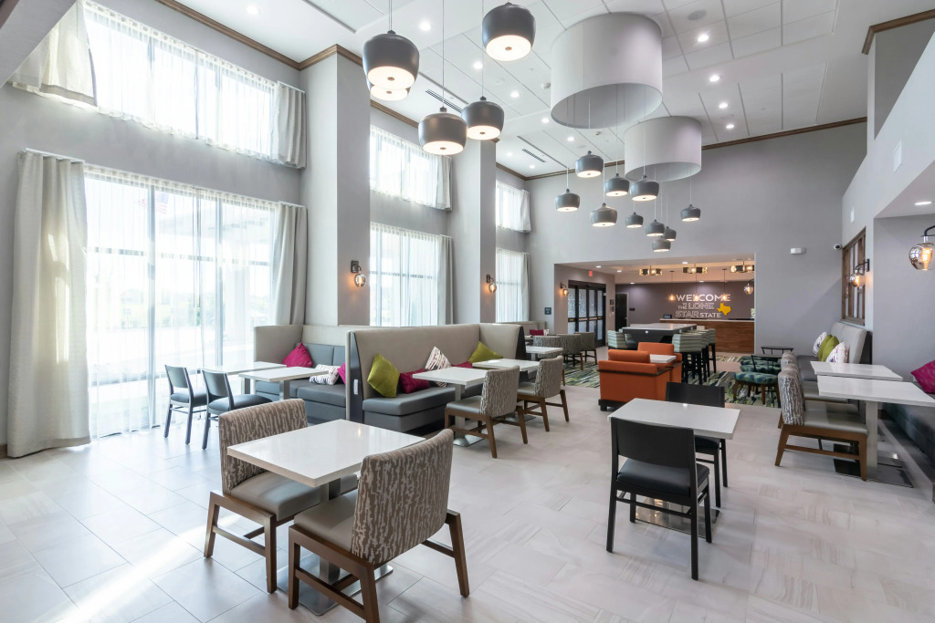 Hampton Inn & Suites Dallas East