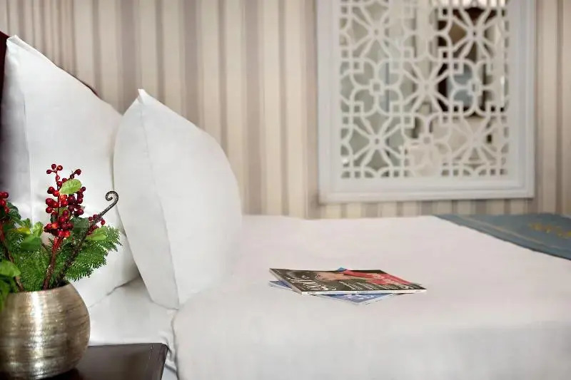 Maro Hotel
