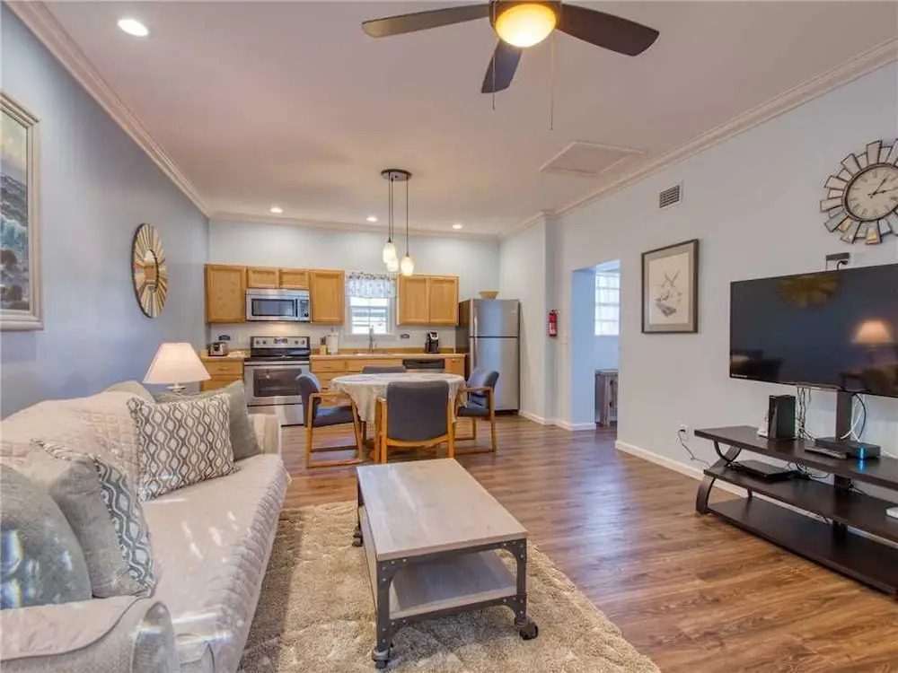 Hidden Villa - Two Bedroom Home