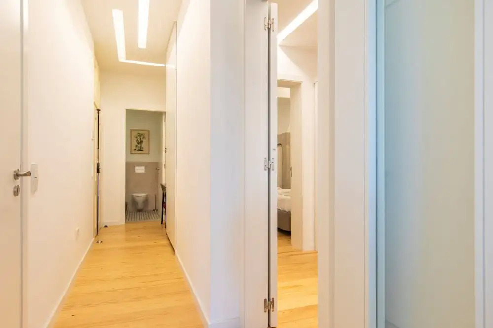Trendy & Classic 2 Bedroom Apartment