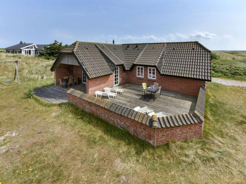 "Florina" - 250m from the sea in Western Jutland