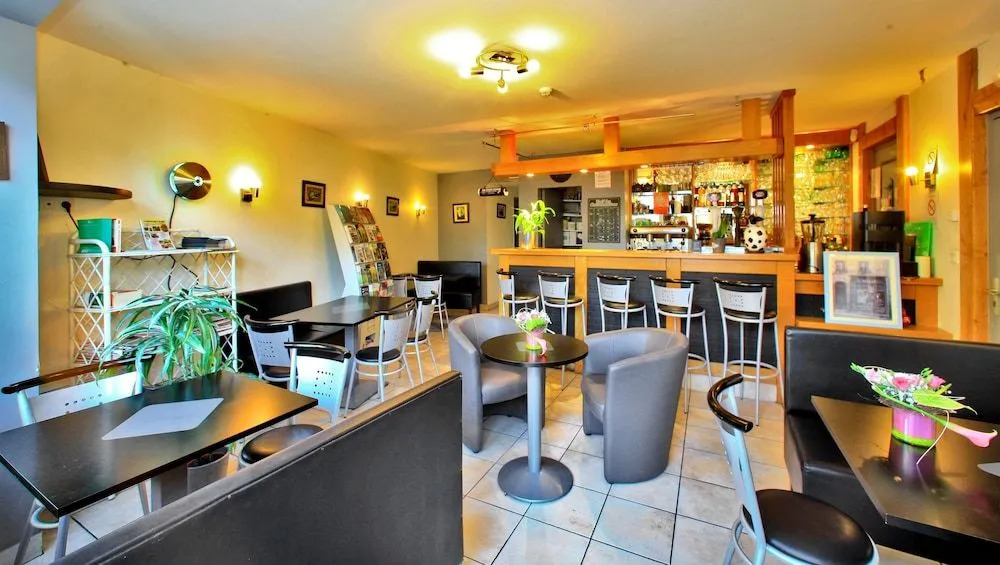 Logis Hôtel Restaurant La Châtellenie