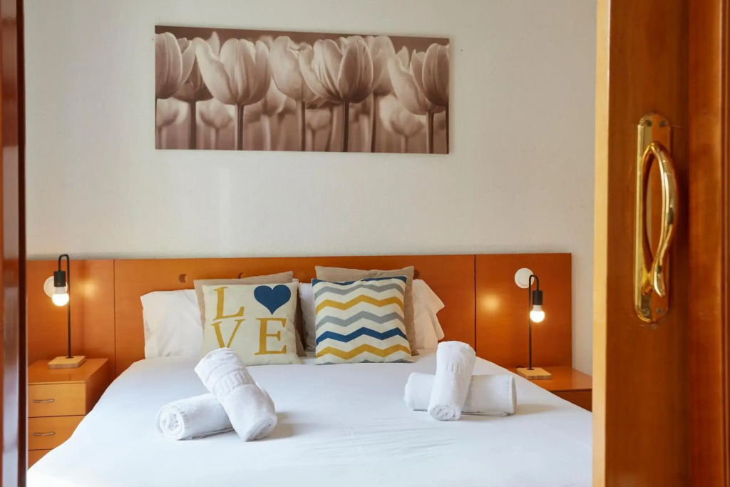 42ARA156 - Spacious apartment in Eixample