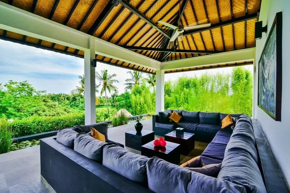 Lovina Residence