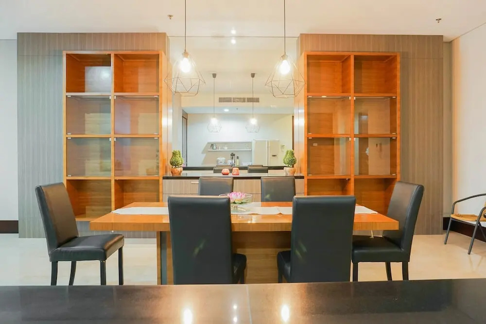 Exclusive and Spacious 3BR Apartment at Pearl Garden