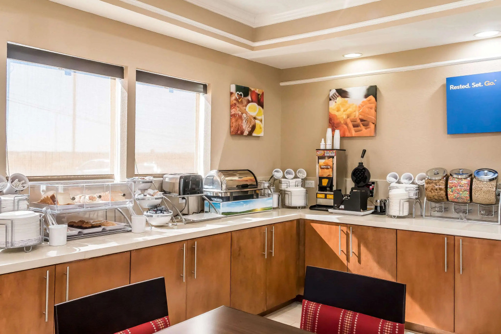 Comfort Inn near Frost Bank Center