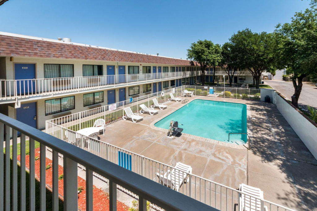 Motel 6-Del Rio, TX