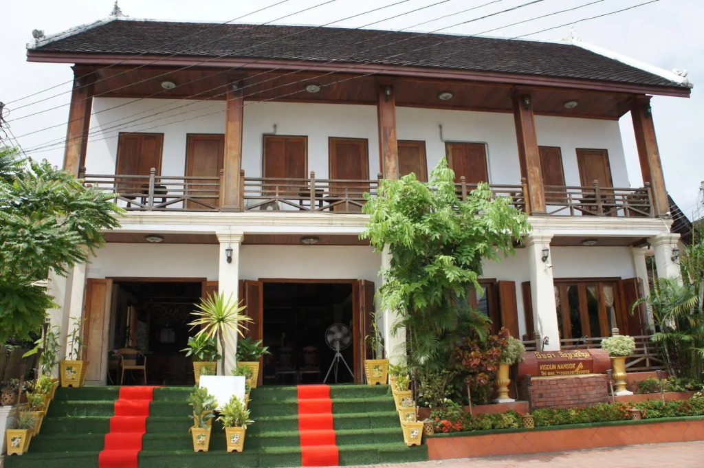 Visoun Namsok hotel