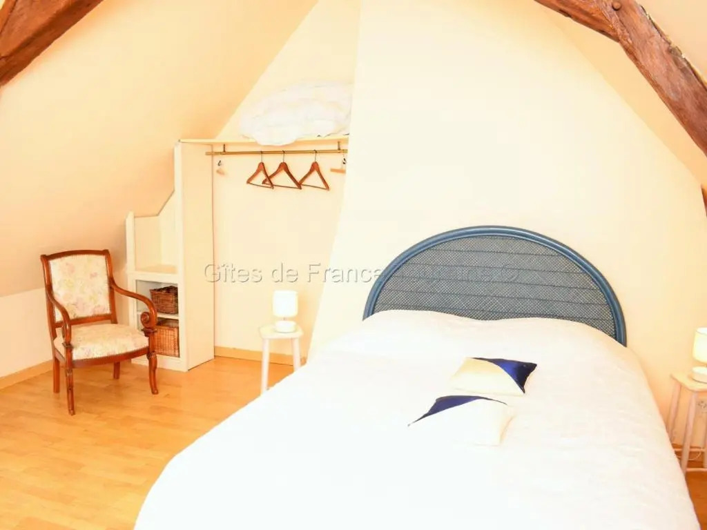 Gîte de charme du XVIIIe avec jardin, proche des châteaux et vignobles de Touraine, équipements inclus - FR-1-381-365