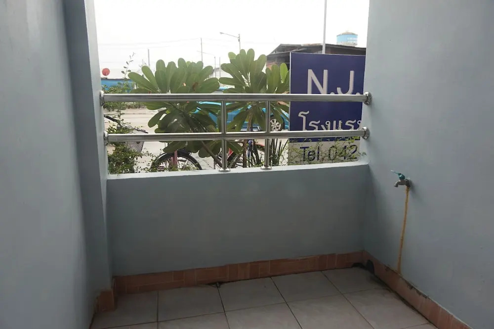 N.J. Hotel