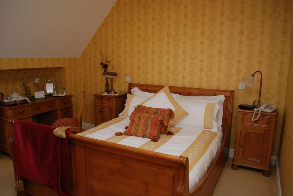 The Shores Country House