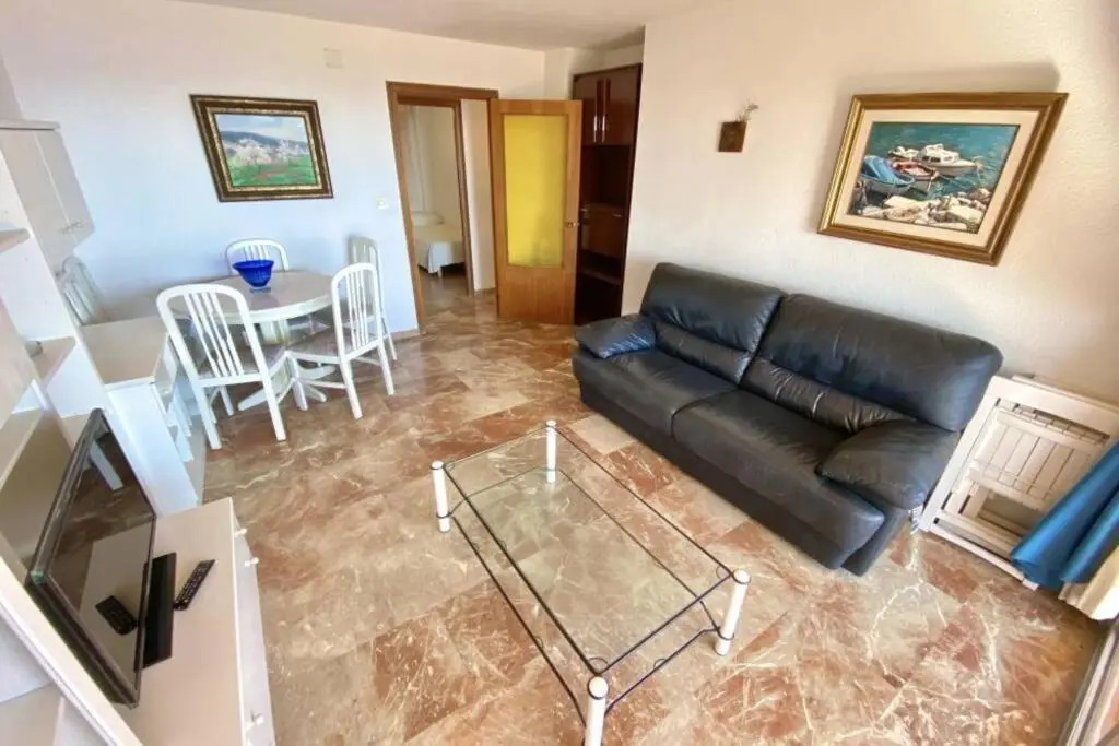 Leo piso 20 apartamento 4 pax Inmobiliaria Leo PLaya de San Juan