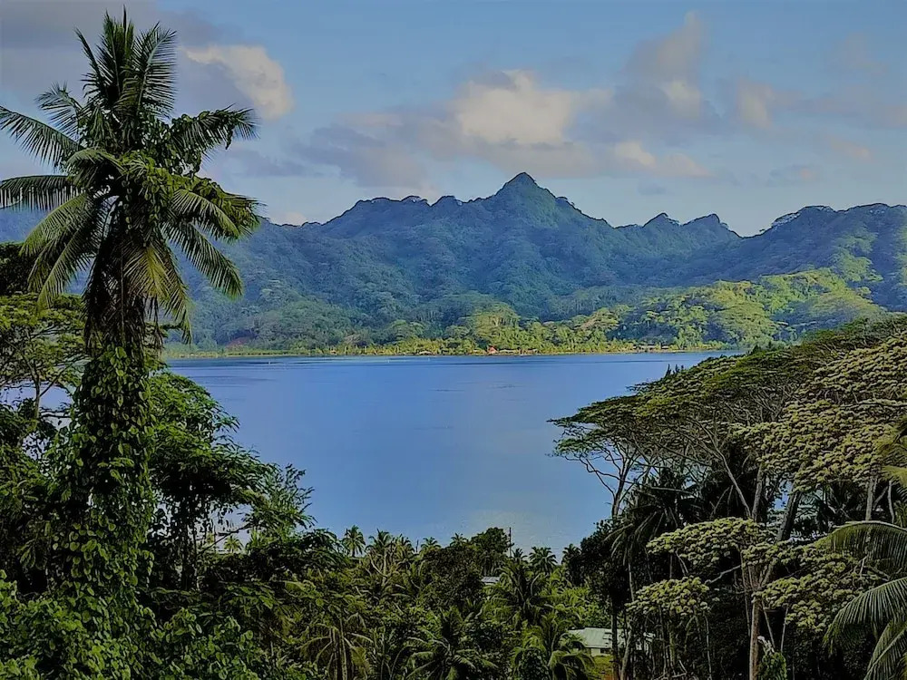 Huahine - Tipanier House