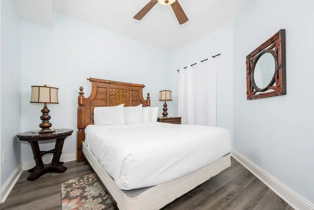 Lighthouse 215 3 Bedroom Condo